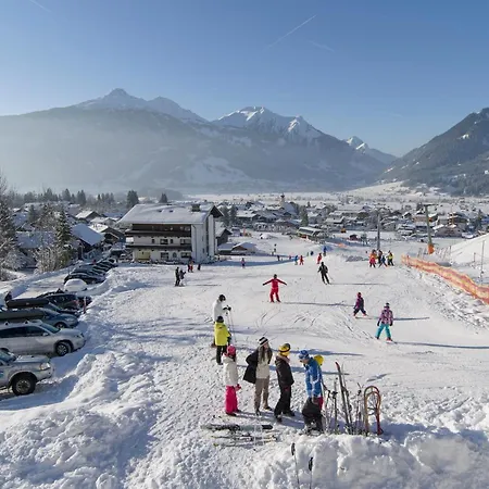 Mein Kraftplatz - Panoramablick Und Freiraum Auf 150qm Fuer Bis Zu 8 Personen Ehrwald